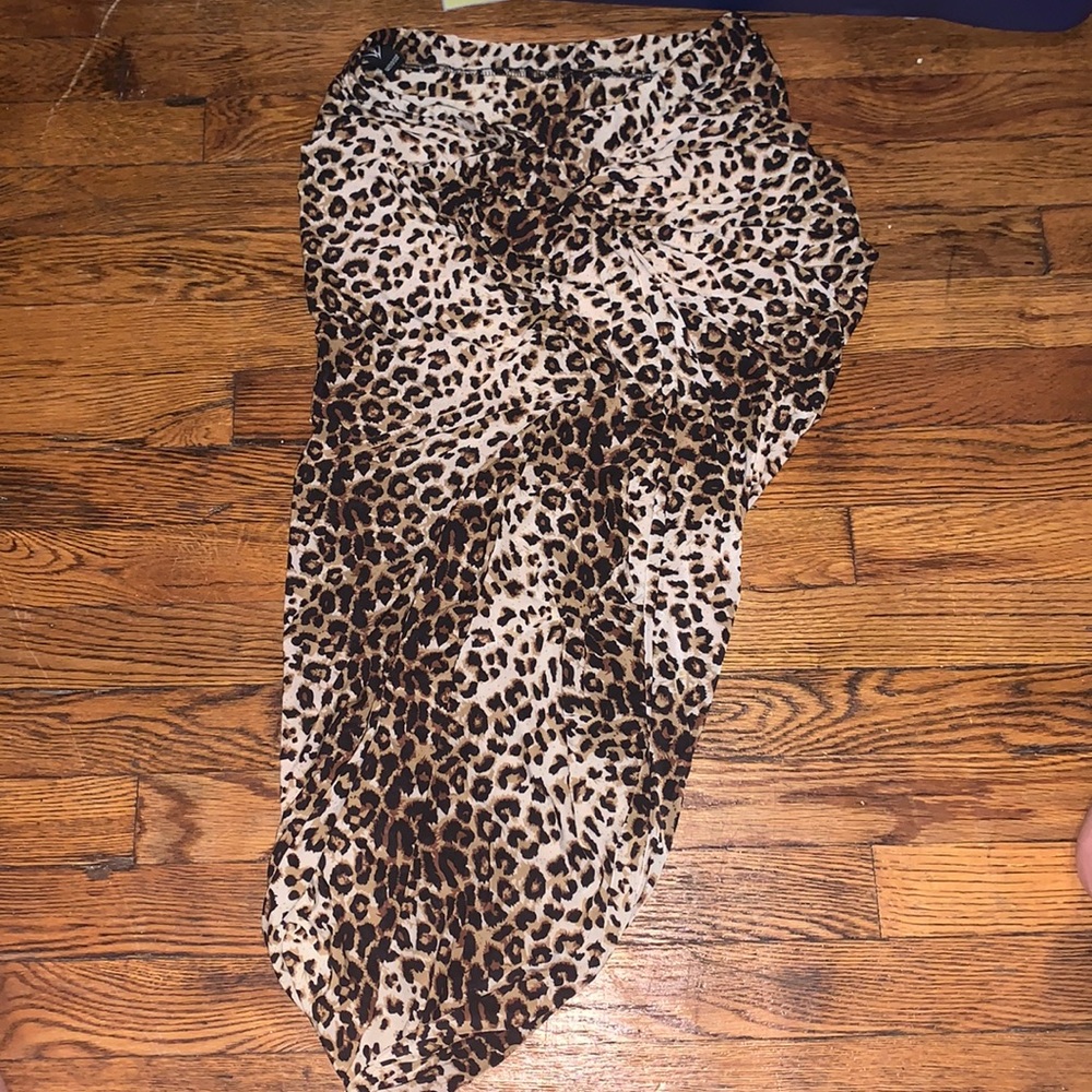 Leopard skirt